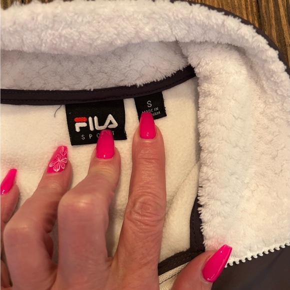 FILA zip up jacket - Picture 7 of 11